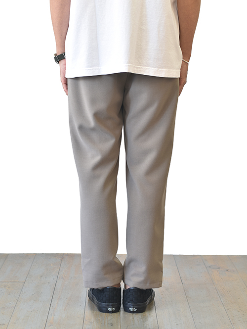 LA MOND RAYON TAPERED PANT - Walnut