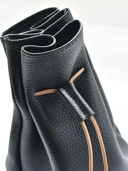 CROSSED ARROWS Leather Purse(巾着)BLACK 再入荷