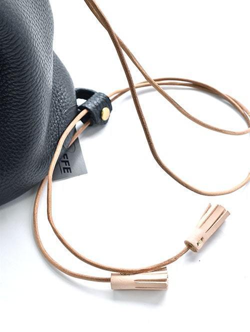 CROSSED ARROWS Leather Purse(巾着)BLACK 再入荷