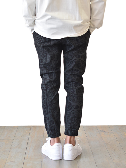 ZANEROBE BANDANA Sureshot Jogger Pant バンダナ柄 Dk.Grey / Black