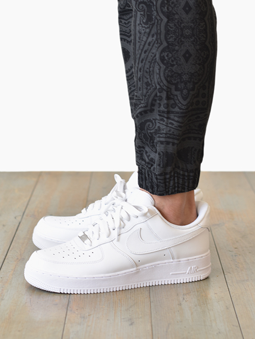 ZANEROBE BANDANA Sureshot Jogger Pant バンダナ柄 Dk.Grey / Black