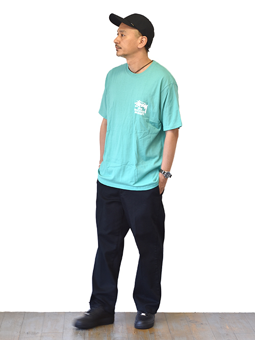 STUSSY STOCK DSM L.A ステューシー ドーバー コラボ Tシャツ Green アメリカ輸入品