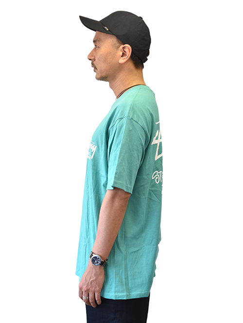STUSSY STOCK DSM L.A ステューシー ドーバー コラボ Tシャツ Green アメリカ輸入品