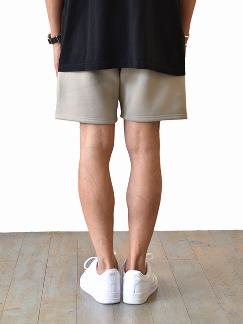 FOG ESSENTIALS Sweat Short - TAN