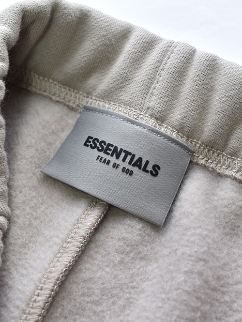 FOG ESSENTIALS Sweat Short - TAN