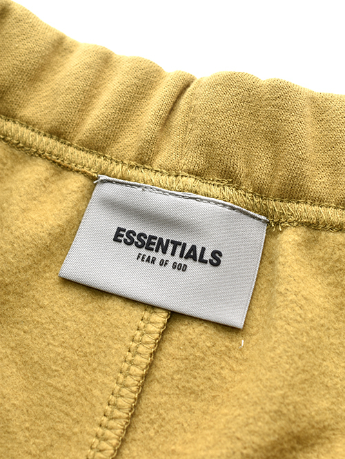 FOG ESSENTIALS Sweat Short - AMBER