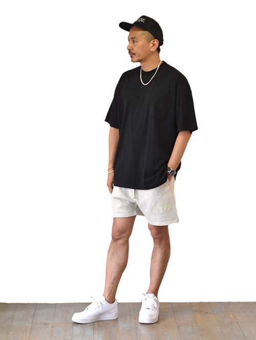 FOG ESSENTIALS Sweat Short 1977 - L.OATMEAL