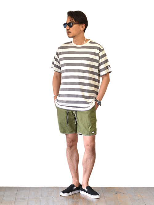 TURN ME ON マハバーラ天竺ボーダー PKT TEE Grey