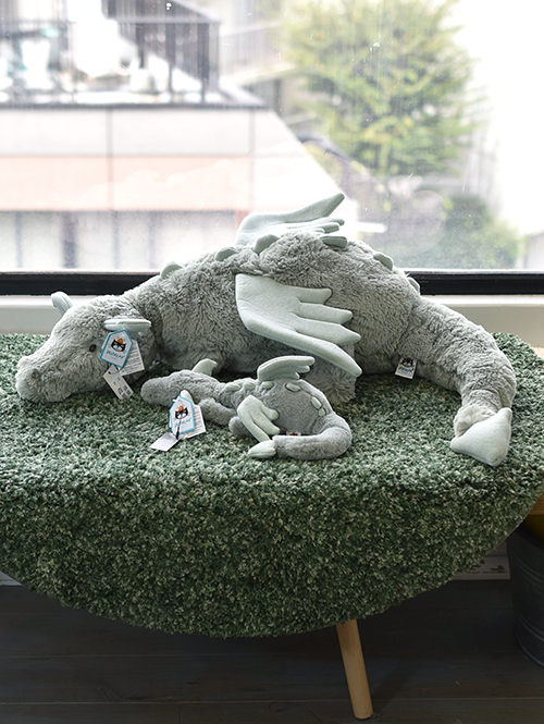 66㎝ 特大サイズ Huge ヒュージサイズ】Jellycat Sage Dragon Huge SAGE1DD セージ ドラゴン ヒュージ サイズ緑の ドラゴン を通販 | ETOFFE