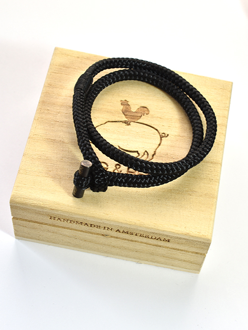 PIG&HEN TINY TINY ブレスレット BLACK