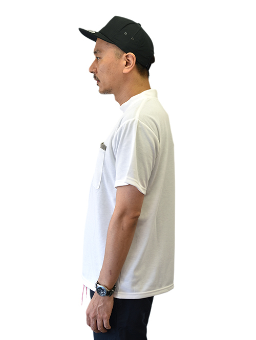 TURN ME ON GOLF Moc Neck Tee　White