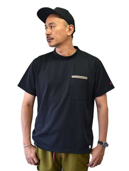 TURN ME ON GOLF Moc Neck Tee Black