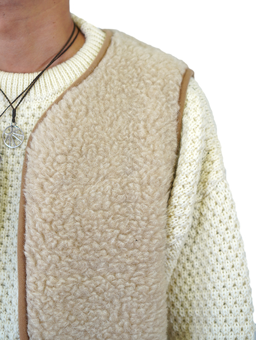 COLD BREAKER Sheep Boa Vest