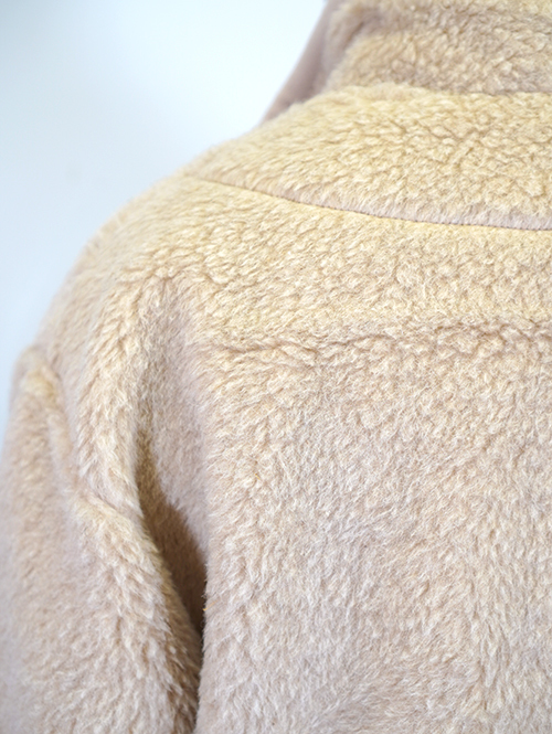 COLD BREAKER Sheep Boa Jacket