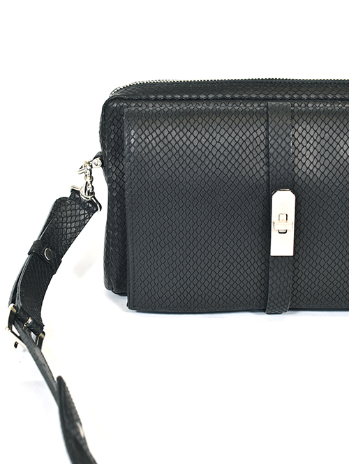 M.U.L Leather ショルダーバッグ リザード型押しレザー Black