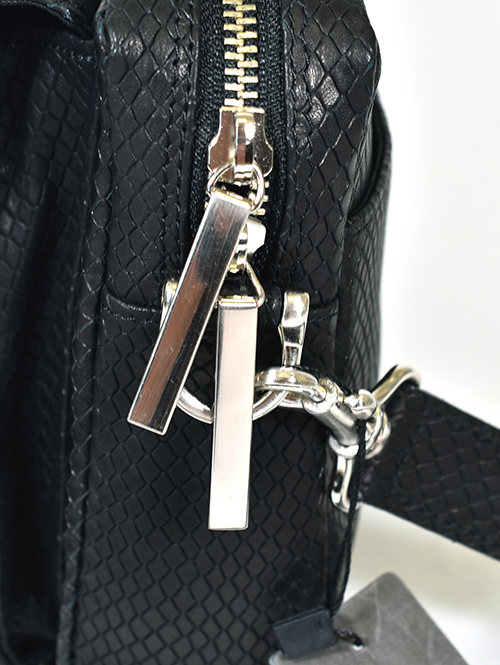 M.U.L Leather ショルダーバッグ リザード型押しレザー Black