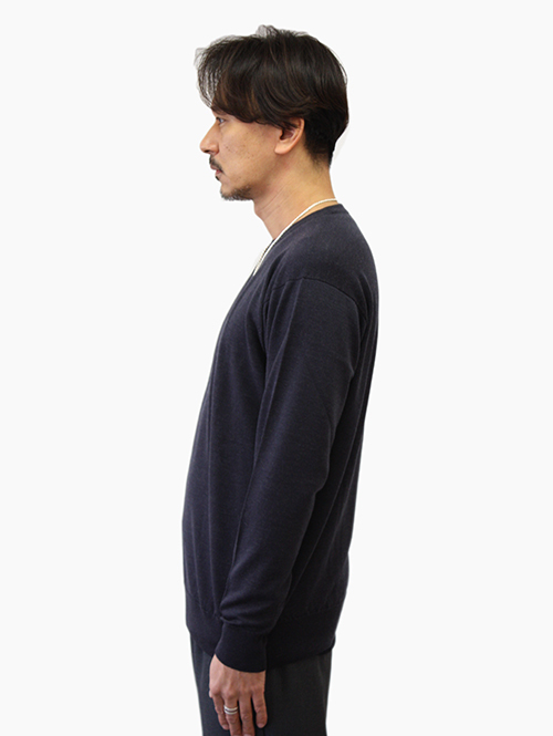 John Smedley 日本別注 24G CREW SWEATER Hepburn Smoke (A4543) を