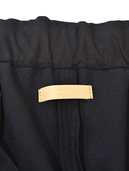 LA MOND (ラモンド) DRY TOUCH SEMI WIDE TROUSERS