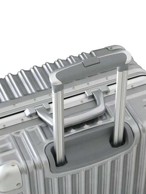 Siffler Trident スーツケース アルミ 66L