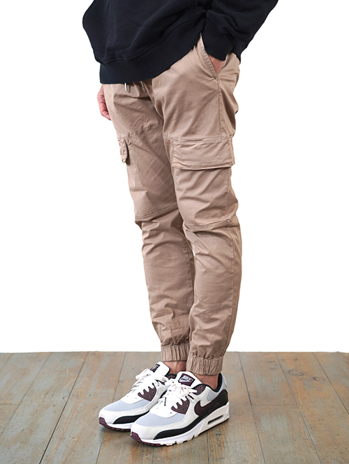 ZANEROBE(ゼインローブ日本モデル) Sureshot Lite Cargo Jogger - Sand stone(734)