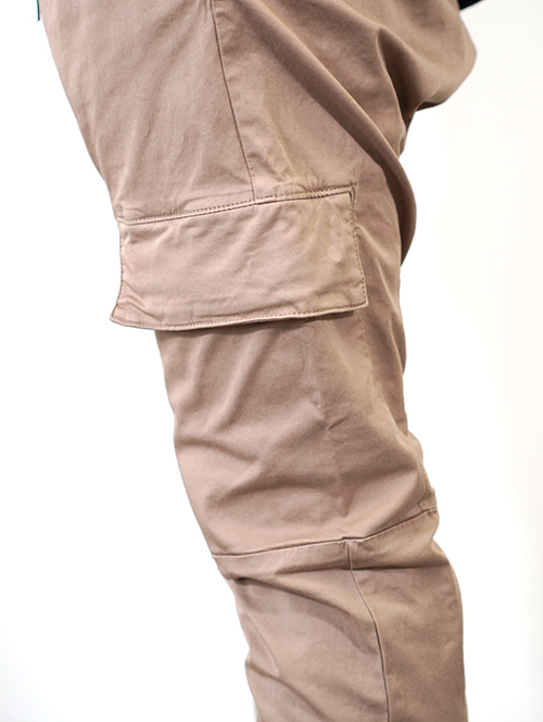 ZANEROBE(ゼインローブ日本モデル) Sureshot Lite Cargo Jogger - Sand stone(734)