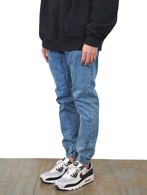 ZANEROBE（ゼインローブ日本モデル）Sureshot Mid Denim Jogger