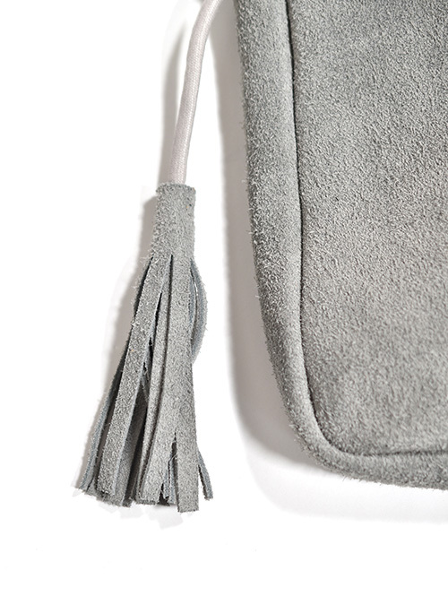 Crossed Arrows スターバースト ネックバッグ Grey