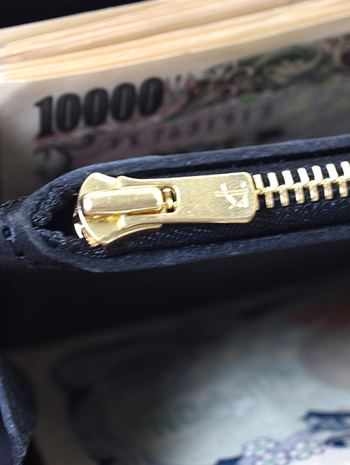 【オーダー生産 予約 】CROSSED ARROWS  Studded　LONG WALLET　BLACK /GOLDTYPE 1　ターコイズ