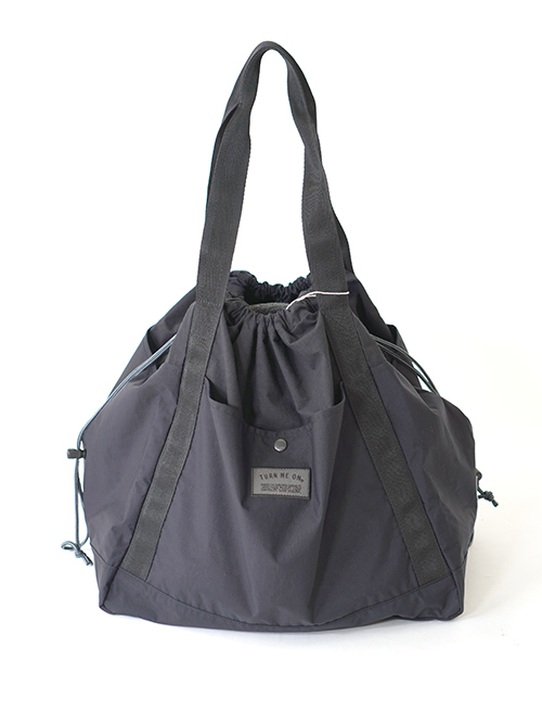 Turn me on 撥水ナイロン/リップストップビッグトート(BLACK/BLACK) 再入荷