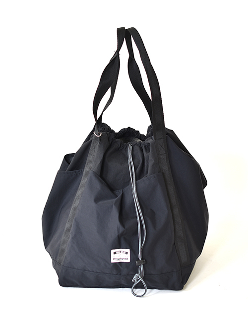 Turn me on 撥水ナイロン/リップストップビッグトート(BLACK/BLACK) 再入荷