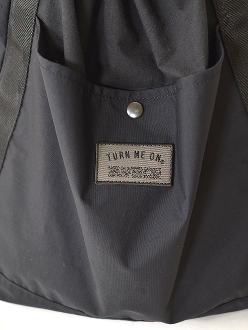 Turn me on 撥水ナイロン/リップストップビッグトート(BLACK/BLACK) 再入荷