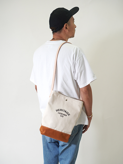 HERITAGE LEATHER CO.　Bucket Shoulder