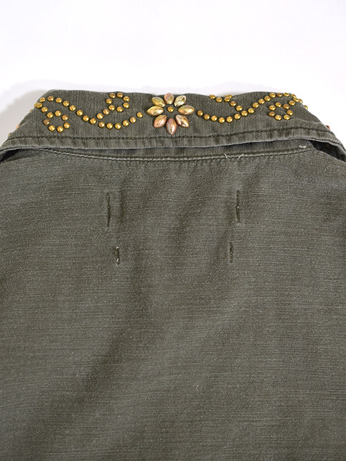 REMI RELIEF Flower Studded Militaly Shirts Khaki