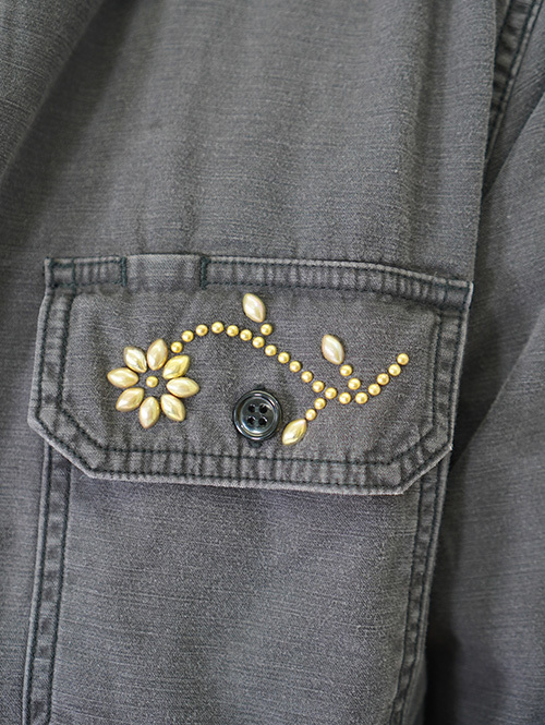 REMI RELIEF Flower Studded Militaly Shirts Black