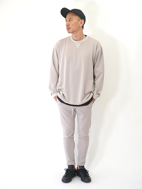 SALUTE HELM マットストレッチ ダンボールクルー - Beige (83502)