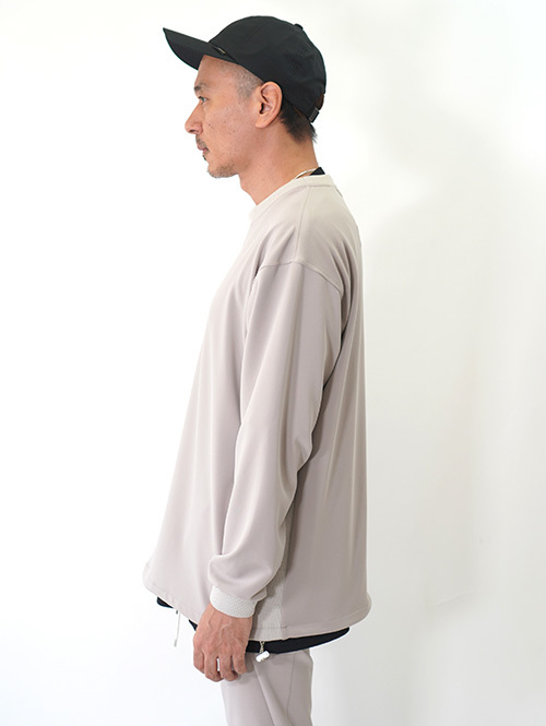 SALUTE HELM マットストレッチ ダンボールクルー - Beige (83502)