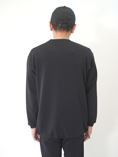 SALUTE HELM マットストレッチ ダンボールクルー - Black (83502)