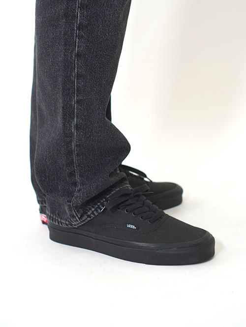 Levis 501 Black Denim CRASH COURSES