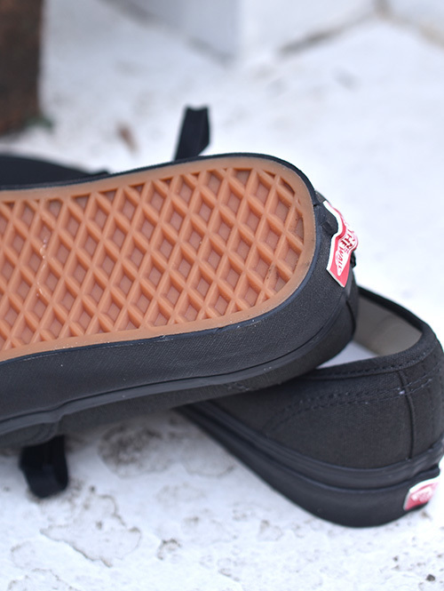 VANS ANAHEIM FACTORY Authentic 44DX Black/Black
