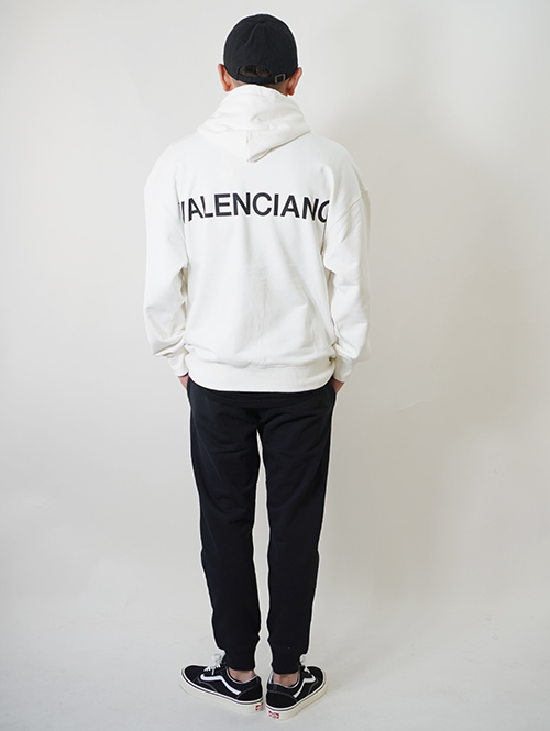 VALENCIANO ESENCIALES LOGO HOODIE Off White