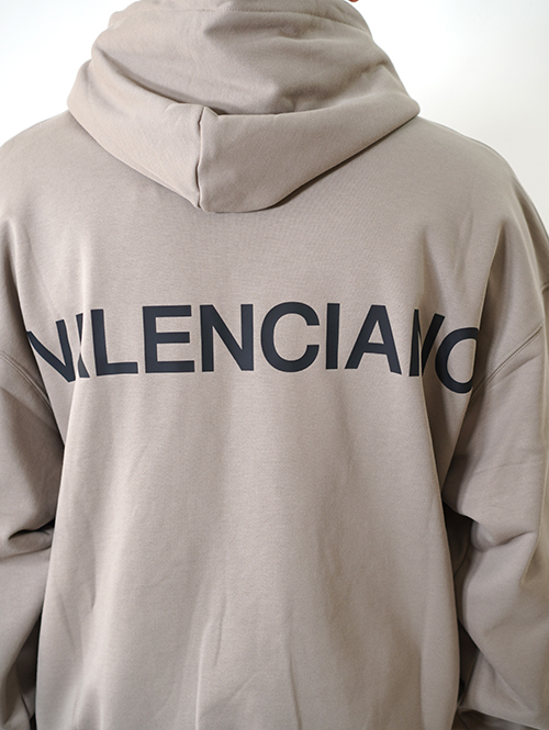 VALENCIANO ESENCIALES LOGO HOODIE Taupe