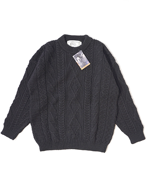 OLD DERBY KNITWEAR Cable Crew Knit - Black