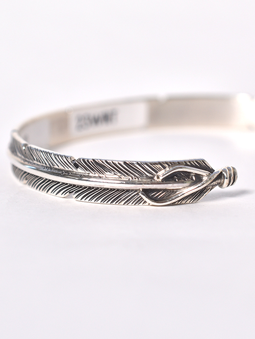 Navajo John Nelson Feather Silver Bangle を通販 | ETOFFE