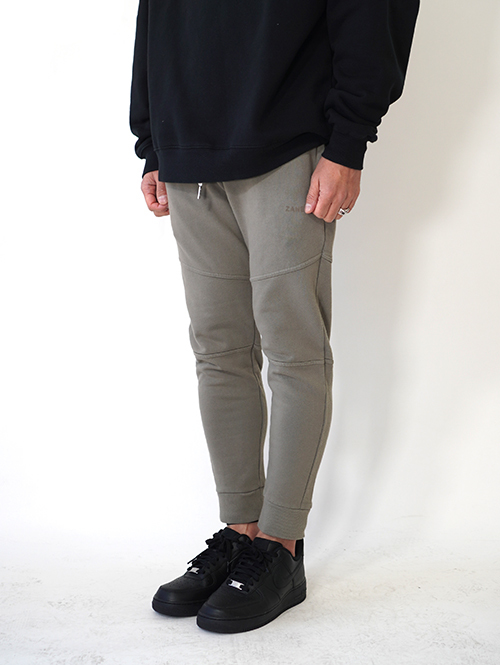 ZANEROBE（ゼインローブ日本モデル） Sureshot Orgo Fleece(727JP) Jogger　DK MOSS