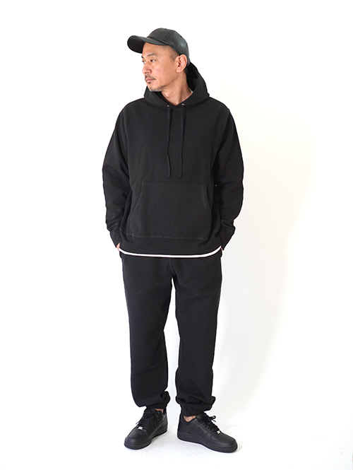 HOUSE OF BLANKS　Classic Sweat pant Black