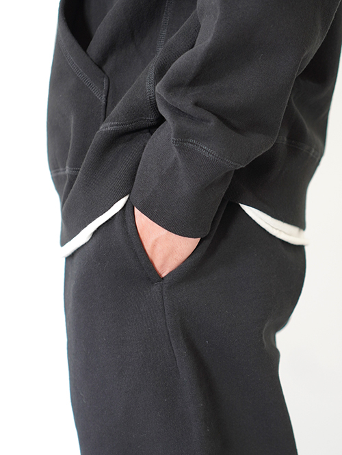 HOUSE OF BLANKS　Classic Sweat pant Black