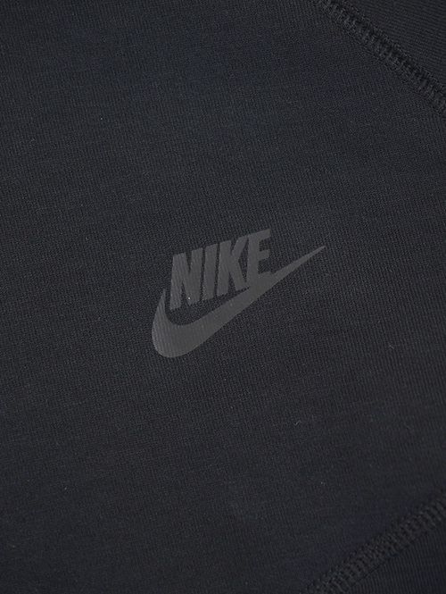 NIKE TECH FLEECE　テックフリースウインドランナー（ブラック）(FB7922-010)