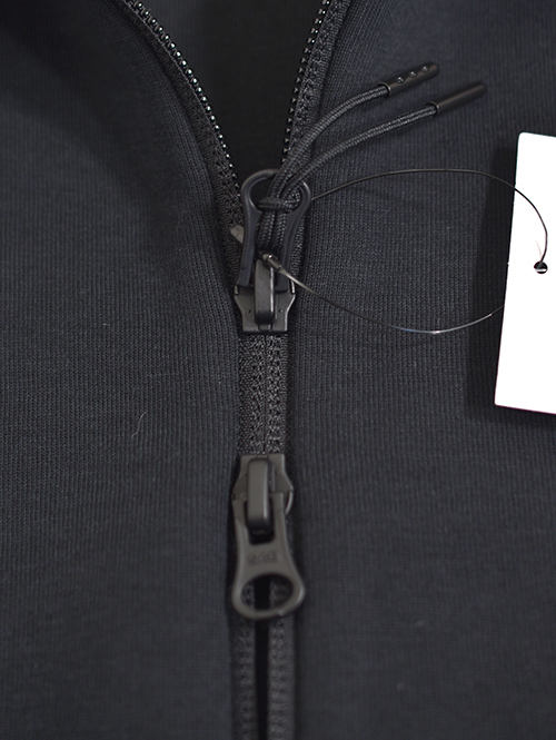NIKE TECH FLEECE　テックフリースウインドランナー（ブラック）(FB7922-010)