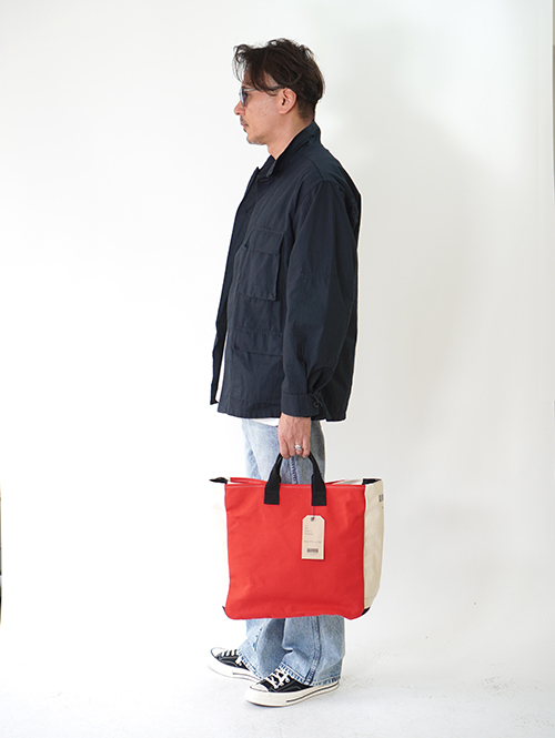 ILL ONE EIGHTY×SEUVAS コラボ Vinyl bag