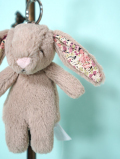 Jellycat Blossom  Beige Bunny Bag Charm バックチャーム　うさぎ　ベージュ　キーホルダー